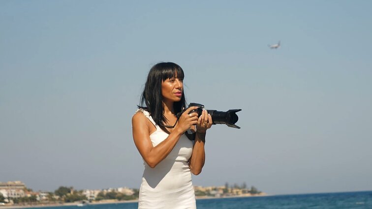 Kaip našlaitė iš globos namų tapo garsiausia fotografe Rodo saloje Graikijoje.