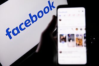 „Facebook“ poveikis visuomenei: ar Europa išgirs buvusios darbuotojos žinutę?