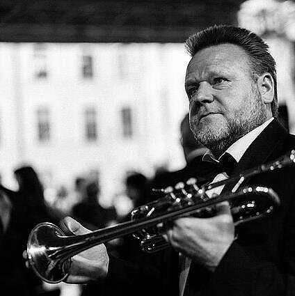 Be kaukių. Tylos nemėgstantis trimitininkas Algirdas Januševičius