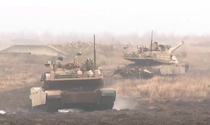 Kovinio šaudymo pratybos Pabradės poligone: visi žino, ką daro, viskas eina kaip per sviestą