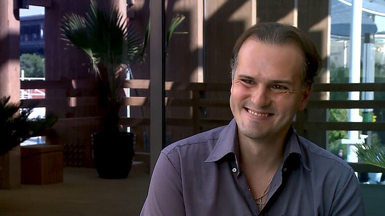 Pusryčiai pas kaimyną. Lietuvoje gyvenantis italas Flaviano: man patinka lietuvių tradicijos – ypač ieškoti paparčio žiedo