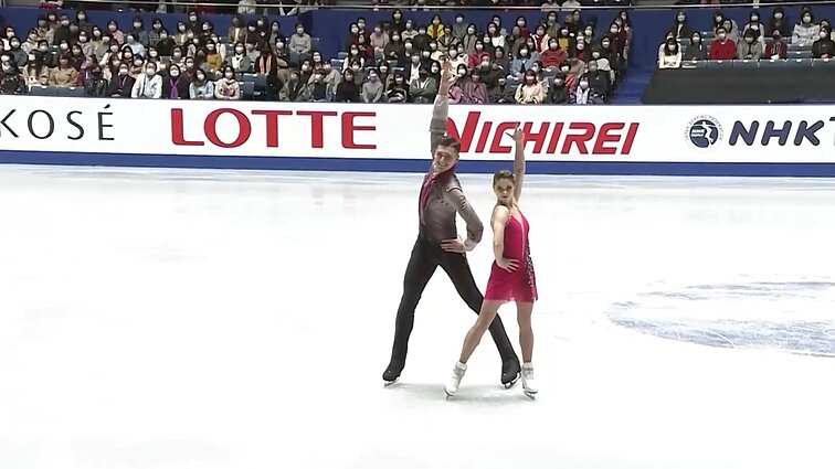 Dailusis čiuožimas. Japonijos „Didysis prizas“. Poros. Trumpoji programa