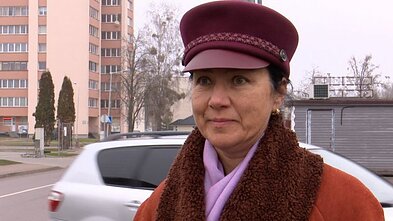 Елена намерена сообщать властям, если увидит мигрантов