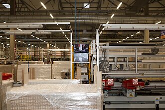 IKEA warehouse (associative image) IKEA warehouse (associative image)