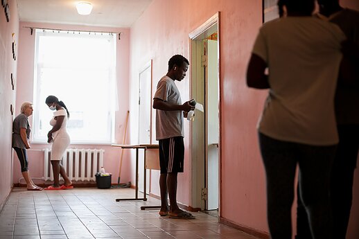 Asylum seekers in Lithuania (associative)