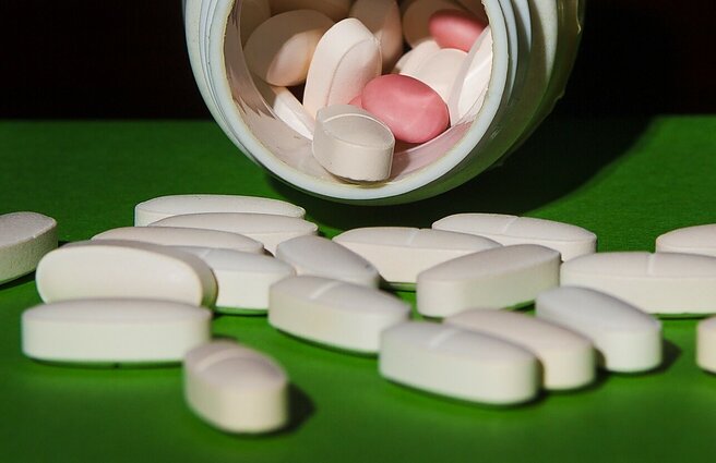 Gydytojai atkreipia dėmesį į atsakingą antibiotikų vartojimą ir augančią problemą: atsparumas jiems auga