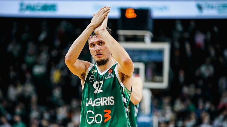 Prieš buvusią komandą suspindėjęs Ulanovas: išsiskyrimas su „Fenerbahče“ buvo sunkus