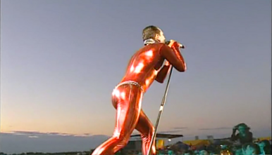 „RebelHeart“ 2004-aisiais