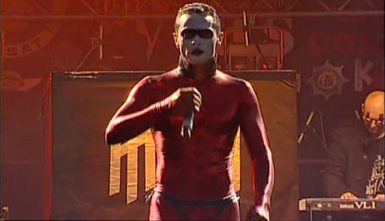 „RebelHeart“ 2004-aisiais