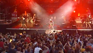 „RebelHeart“ 2004-aisiais