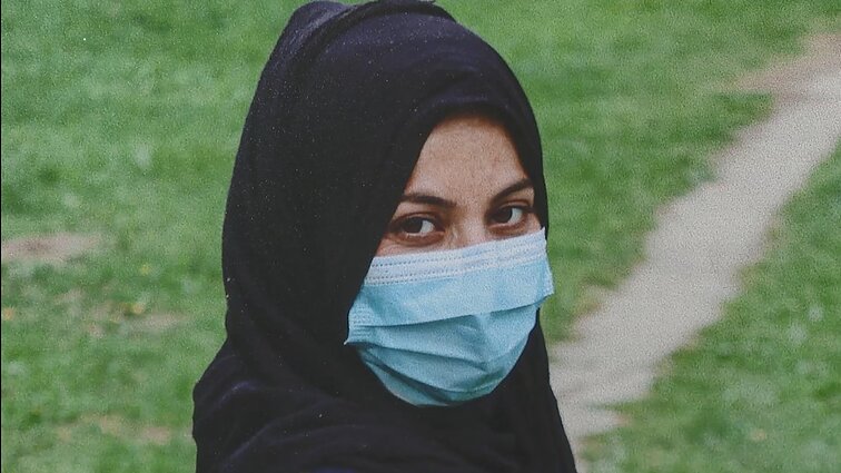 Jovitos Balčiūnaitės fotografijų parodoje – moterys iš Kabulo, naują gyvenimą pradedančios Raseiniuose