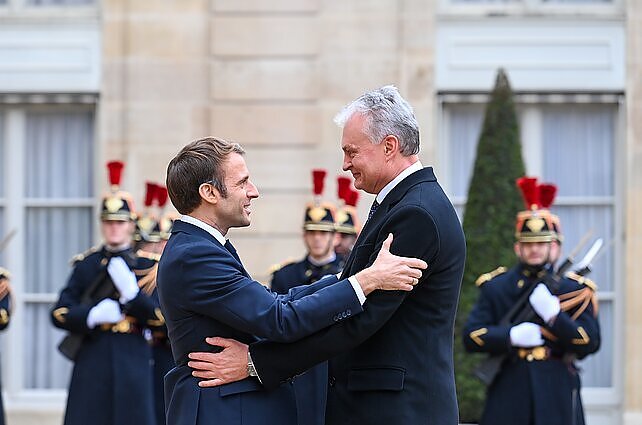Laba diena, Lietuva. Nausėdos ir Macrono susitikimas, NATO parama Ukrainai ir žinutė Rusijai