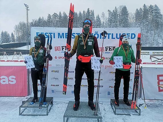 Sportas. Orai. Biatlonininkai pradėjo olimpinį sezoną: sportininkai įsitikinę – sporto ir politikos maišyti nevalia