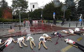 Protestas dėl abortų įstatymo Lenkijoje Protestas dėl abortų įstatymo Lenkijoje
