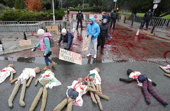 Protestas dėl abortų įstatymo Lenkijoje Protestas dėl abortų įstatymo Lenkijoje