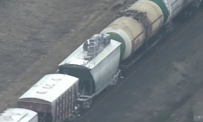 VSAT medžiaga: šių metų kovą kontrabandininkai Lietuvos teritorijoje užlipo ant iš Baltarusijos įvažiavusio traukinio