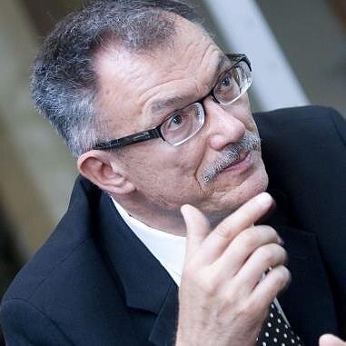 Homo cultus. Tarp praeities ir ateities. Apie auksinį parašiutą, voblerį ir pokalbius su Lavrovu – su Petru Vaitiekūnu