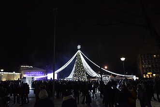 Įžiebta Kalėdų eglė Tauragėje