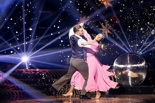 Šok su žvaigžde. Marijanas Staniulėnas ir Ieva Brigita Riepšaitė. IX laida: 2 šokis