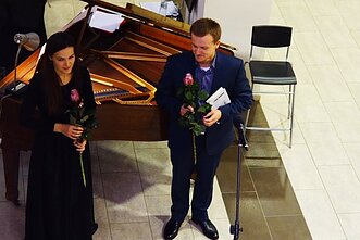 Paulius Šironas su pianiste S. Zbarauskaite Paulius Šironas su pianiste S. Zbarauskaite