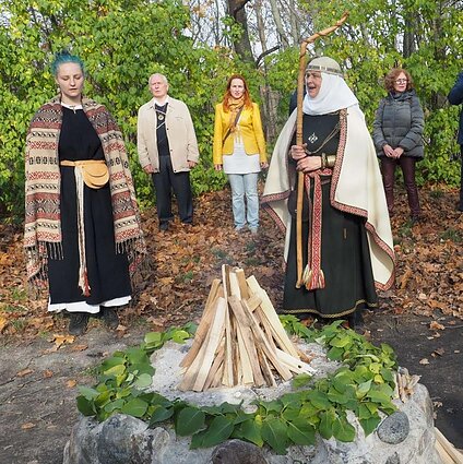 Ryto allegro. Dėl kokios neteisybės kovoja „Romuvos“ religinė bendruomenė?