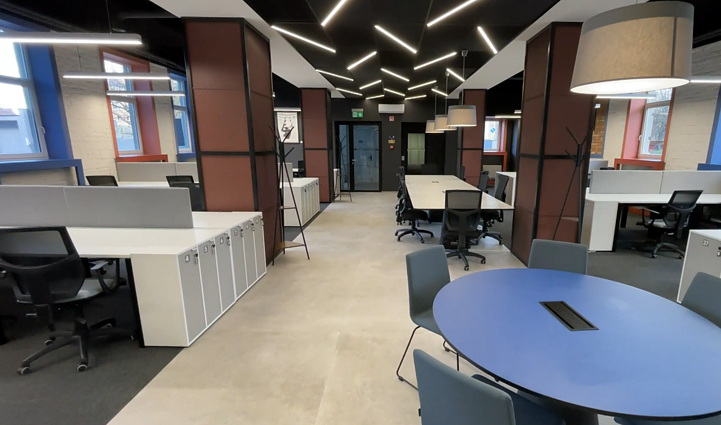 Buvęs viešbutis virto ofisu. Architektai Lina Urban ir Tomas Talaikis