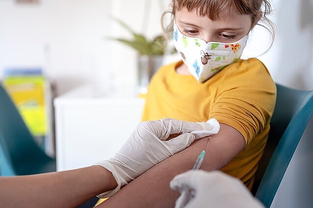 Nuo COVID-19 ligos pradėti vakcinuoti vaikai nuo 5 metų: dauguma skiepo nebijo ir žino, kokios ligos pasekmės