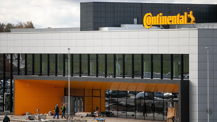 Panorama. Kinijos rūstybė auga: ragina „Continental“ nenaudoti Lietuvoje gaminamos produkcijos, „Volfas Engelman“ neteko užsakymų