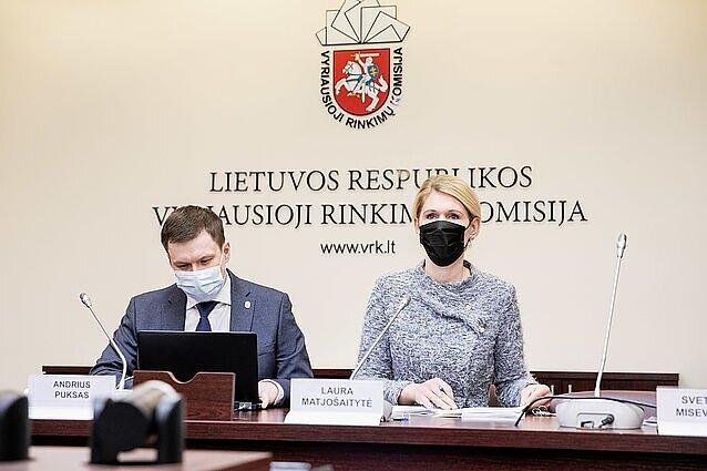 Vyriausioji rinkimų komisija nusprendė pirkti internetinio balsavimo galimybių studiją