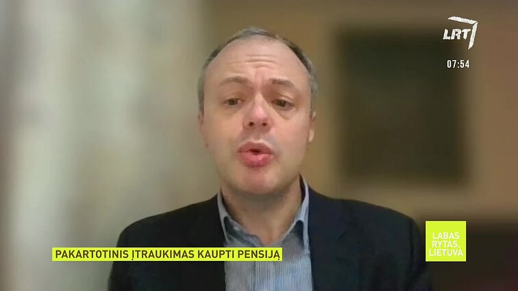 Kylančios elektros kainos negąsdina: vis daugiau lietuvių šviečiančiomis dekoracijomis dabina savo namus