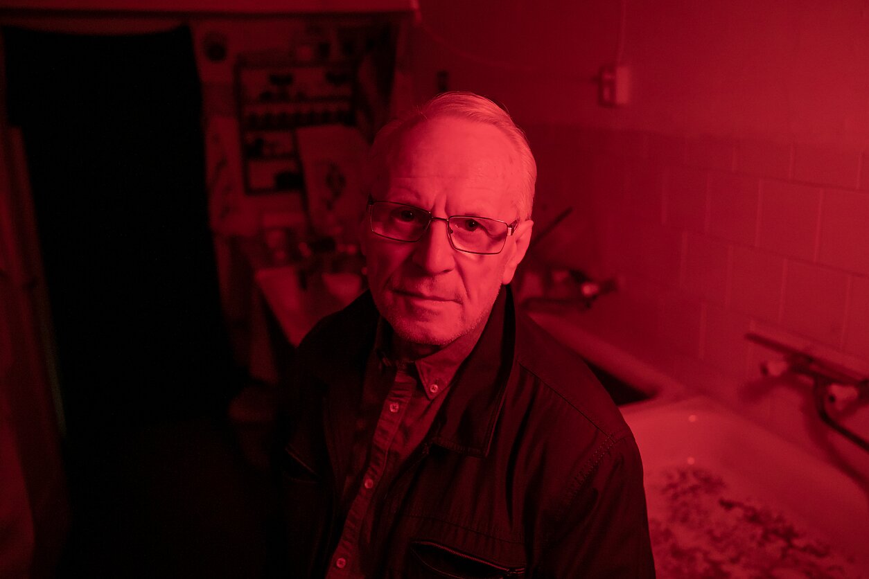 „Visokios infekcijos plinta, o manęs jau nuo jaunystės nepaleidžia fotoinfekcija, fotovirusas. Ir nieko čia nepadarysi. Matai, kas vyksta, ir tiek. Žinoma, aš ne žurnalistas, nefiksuoju visų įvykių, aš juos reflektuoju“, – portalui LRT.lt yra sakęs fotomenininkas Algimantas Kunčius. 