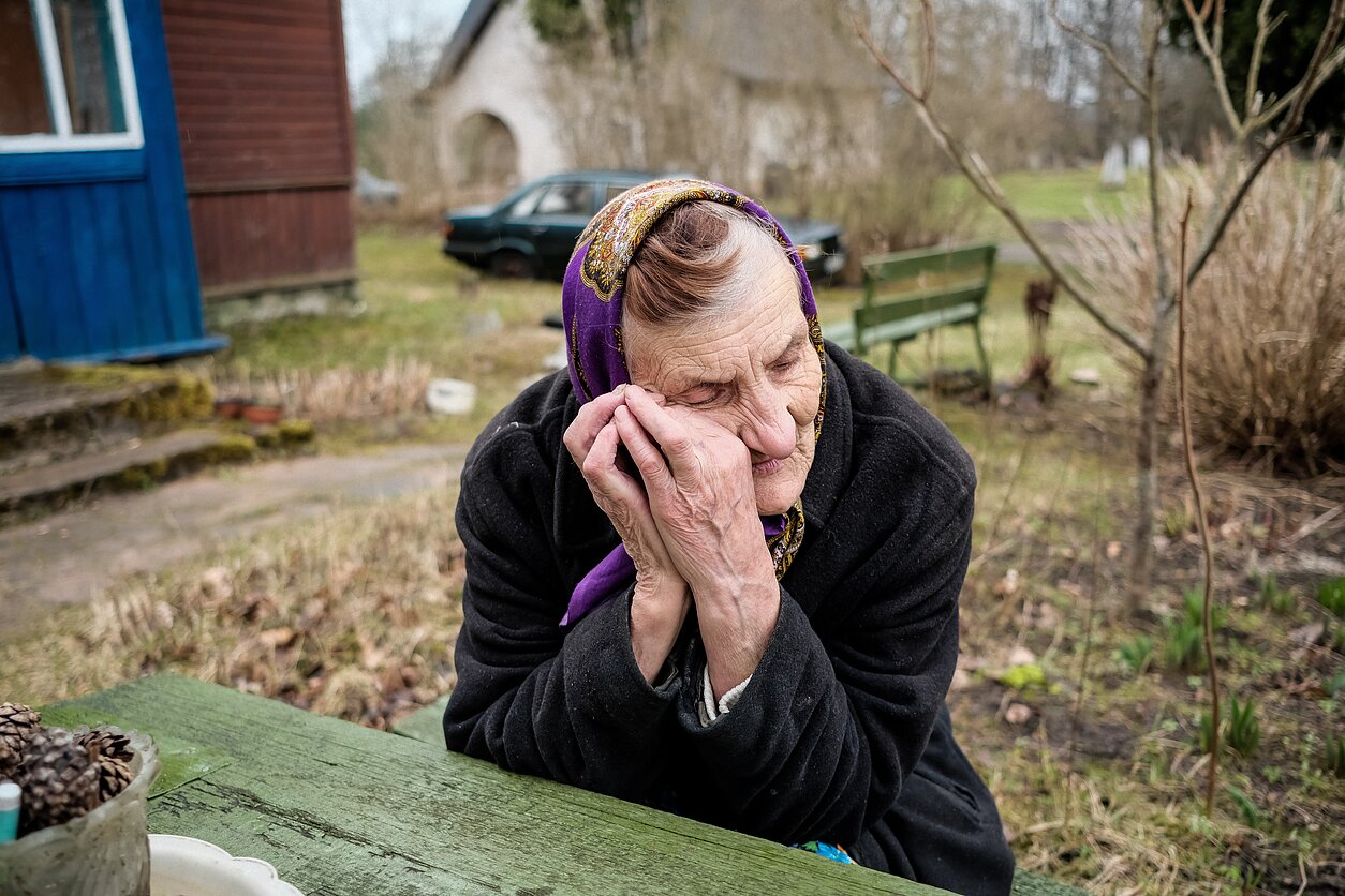 Vyžulionių kaimo senbuvė Kristina Lebionka mena gyvenimą klęstint dabar apleistam Vyžulionių dvarui.
