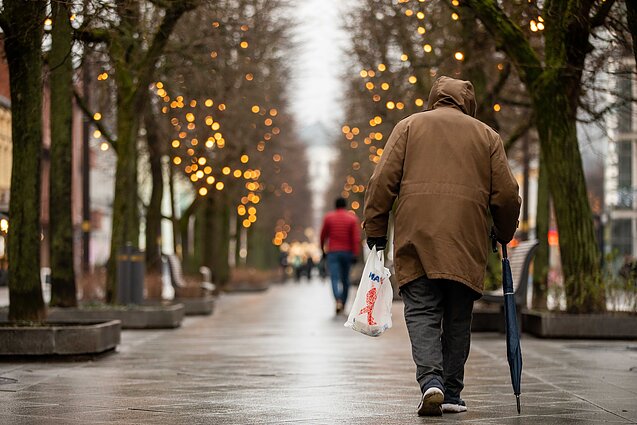 Besitęsianti pandemija keičia švenčių tradicijas: vis dažniau Kūčių renkamasi valgyti restoranuose, kavinėse
