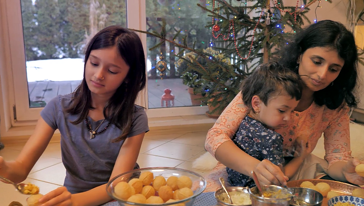 „Pusryčiai pas kaimyną“ receptas: indiškas užkandis „pani puri“