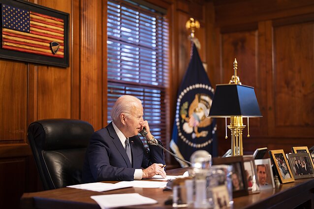 Joe Bideno ir Vladimiro Putino pokalbis telefonu Joe Bideno ir Vladimiro Putino pokalbis telefonu