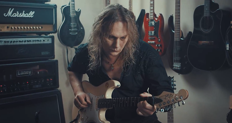 KLIPVID 2021. „Thundertale“ ir Povilas Meškėla – „Naktis prieš Kalėdas“