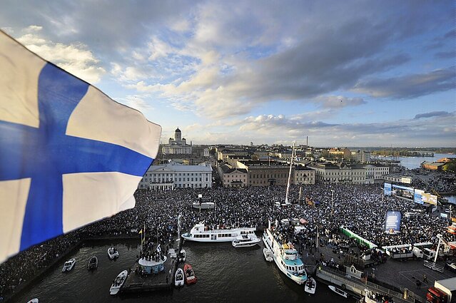 Rusijos grėsmė skatina NATO plėtrą: Suomija svarsto apie prisijungimą prie aljanso