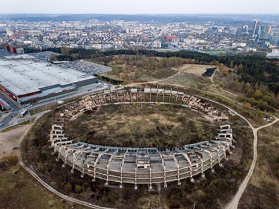 Pamatykite: griaunamo Nacionalinio stadiono griaučiai iš paukščio skrydžio