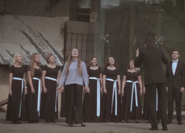 KLIPVID 2021. Gabrielė Gvazdikaitė ir „Atgimimo vaikai“ – „Pažadinki mus“