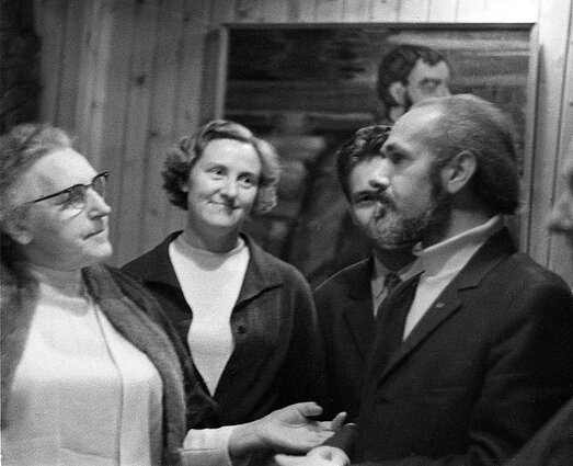 Ieva Simonaitytė, Vytautas Paukštė Klaipėdos dramos teatre 1970 m. Ieva Simonaitytė, Vytautas Paukštė Klaipėdos dramos teatre 1970 m.