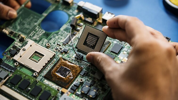 Taivano atstovybės vadovas apie planus lustus gaminti Lietuvoje: pirmą kartą istorijoje norime pasidalinti žiniomis su nauju draugu