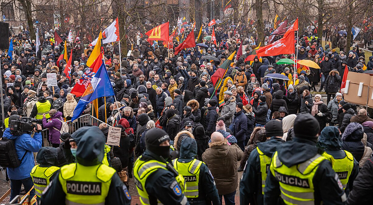 Signataras Pečeliūnas apie šūksnius „gėda“ Sausio 13-osios minėjimo metu: užsiauginome naują „Jedinstvo“