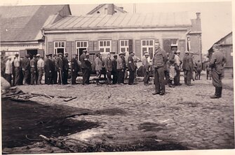 Kėdainių žydai varomi darbams. Senoji rinka, 1941 m. birželis 