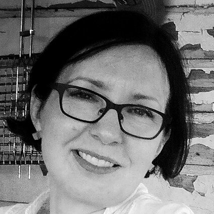 Kultūros savaitė. Sėskim ir pakalbėkim. Menininkė Laisvydė Šalčiūtė