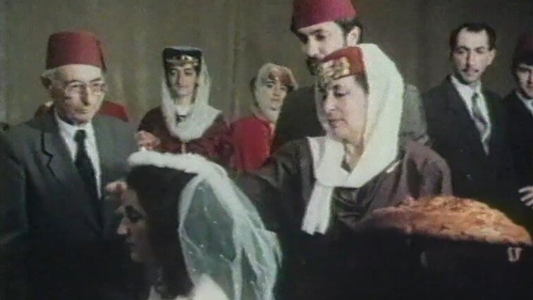 Ne tik dėl kibinų: apie karaimus Lietuvoje – nuo išlikusių tradicijų iki itin retų, akį traukiančių vestuvių