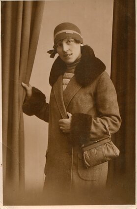 Ieva Simonaitytė 1929 m. Ieva Simonaitytė 1929 m.