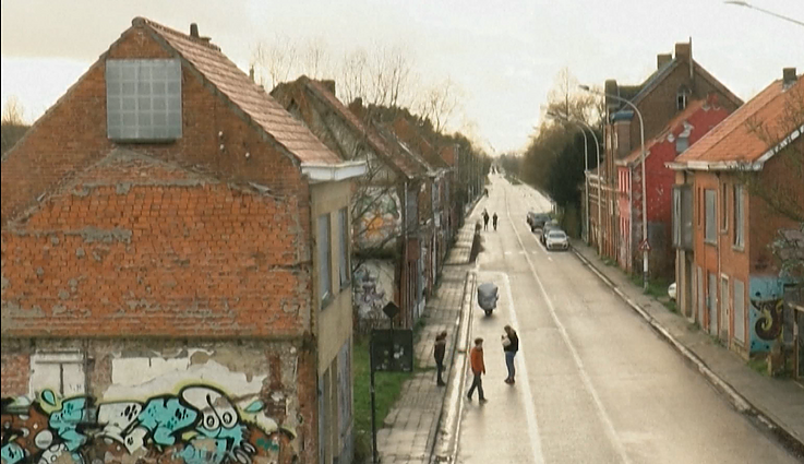 Miestas vaiduoklis Belgijoje, kuriame gyvena vos 21 žmogus: Doelio istorija ir iki šiol neblėstantis noras jį prikelti