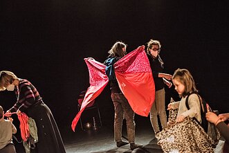 Pasirodymas „Padarėliai“