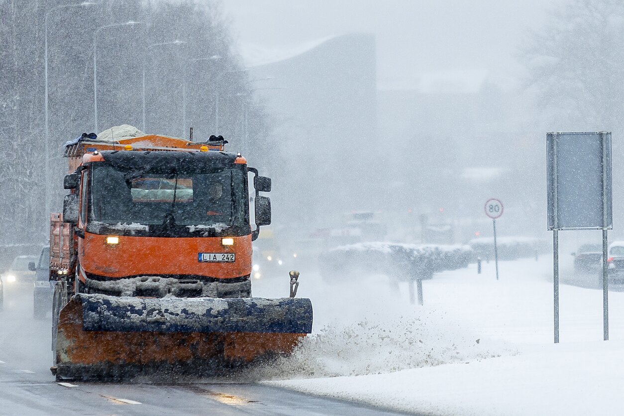 Winter traffic