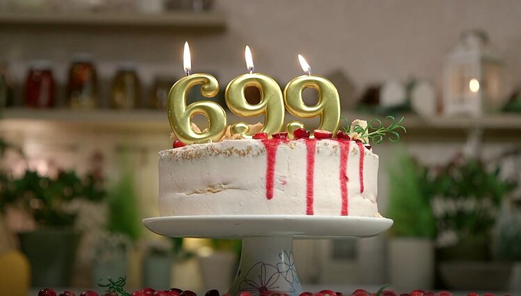 Ne tik vilniečiams patiksiantis tortas Vilniui: lazdyno riešutų, spanguolių kremo ir moregnų sensacija